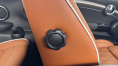 MINI Hatchback 2.0 Cooper S Exclusive II 3dr Auto [Comfort Pack] Petrol Hatchback